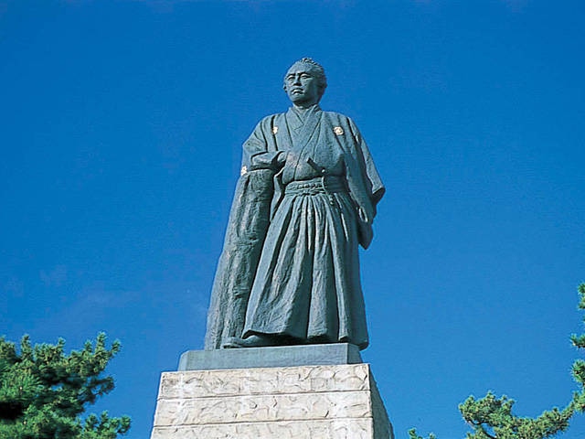 坂本龍馬像 - （高知県）の詳細情報 ｜ ことりっぷ