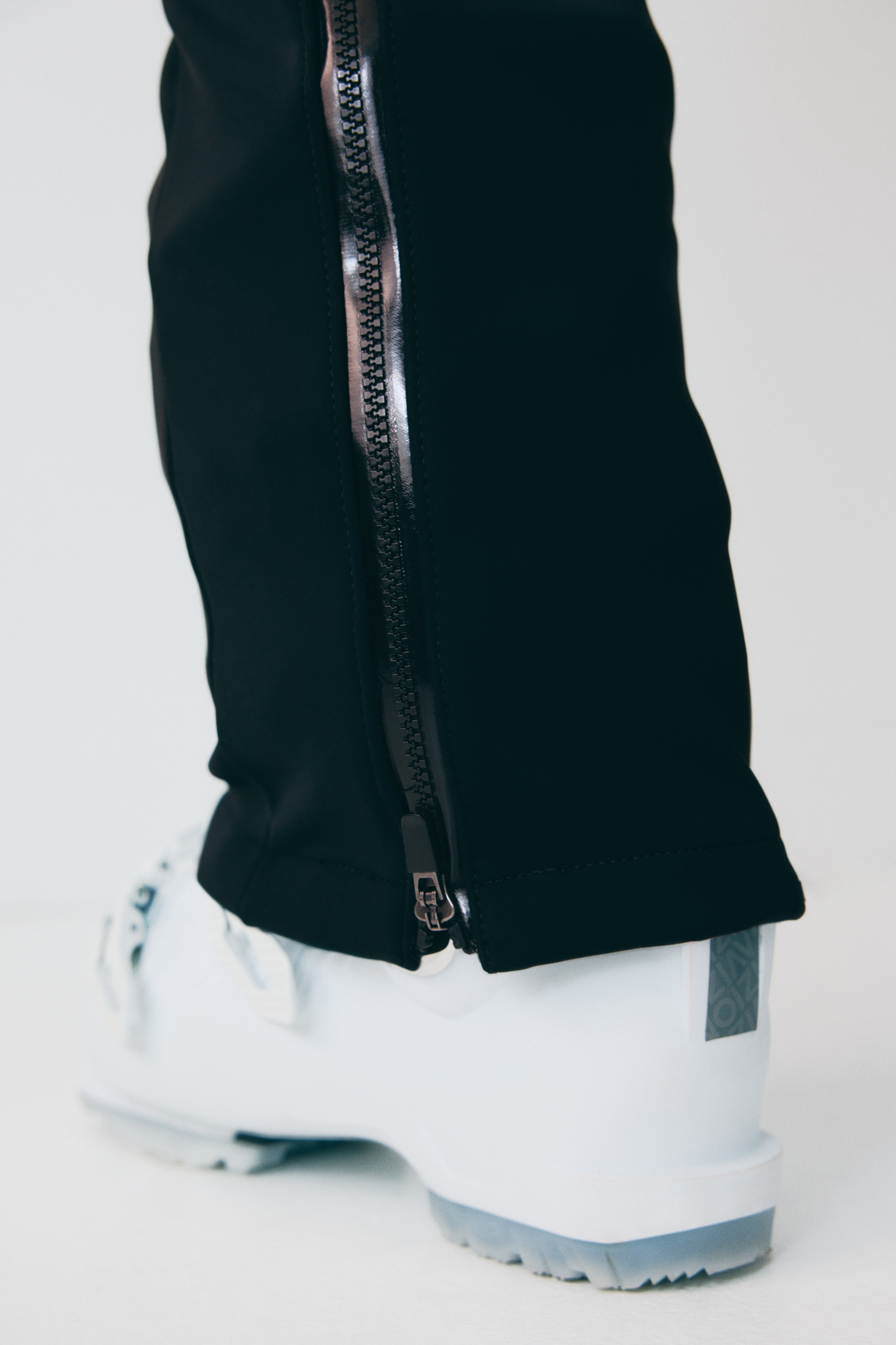 ウォーターリペレントスキーパンツ - ブラック - レディース | H&M JP