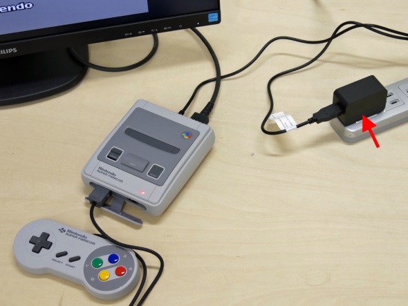 手のひら「スーファミ」きょう発売 忘れちゃいけない大事な“アダプター