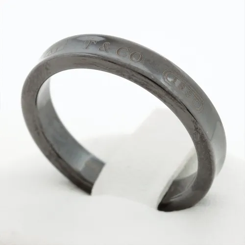 ティファニー 1837 ナロー チタン リング ブラック ABランクの買取