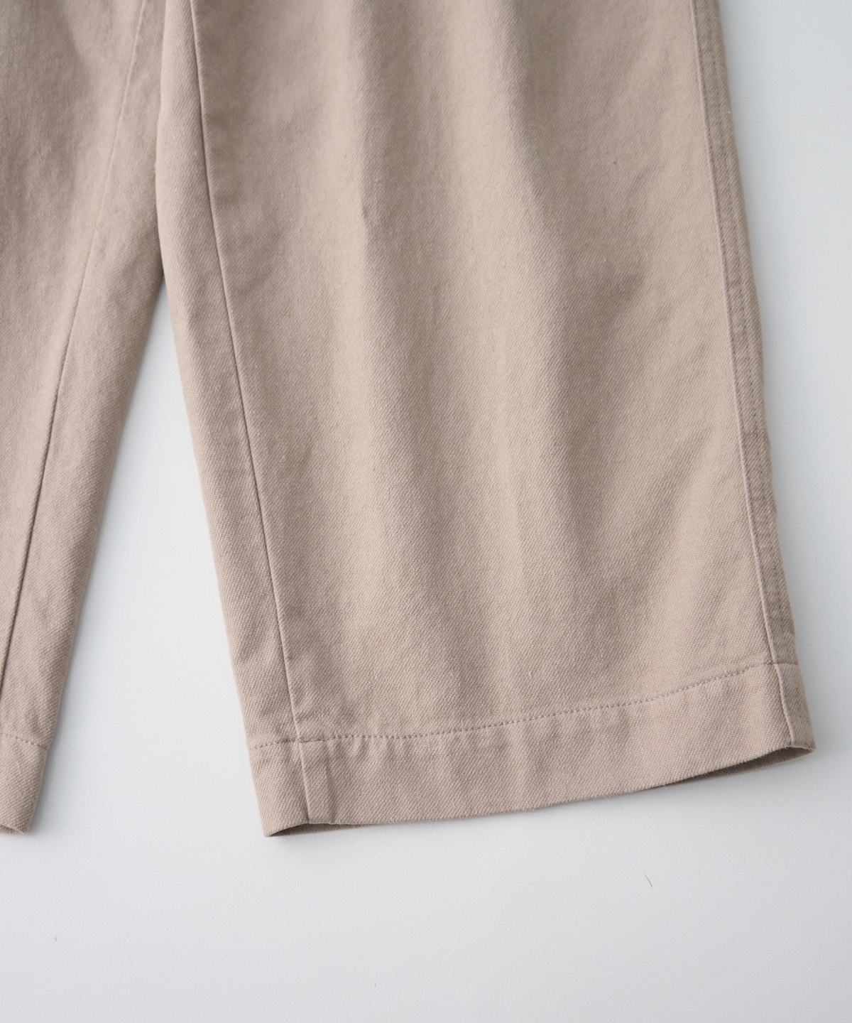 コットンリネン ギャバジン ミリタリートラウザーズ｜nest Robe