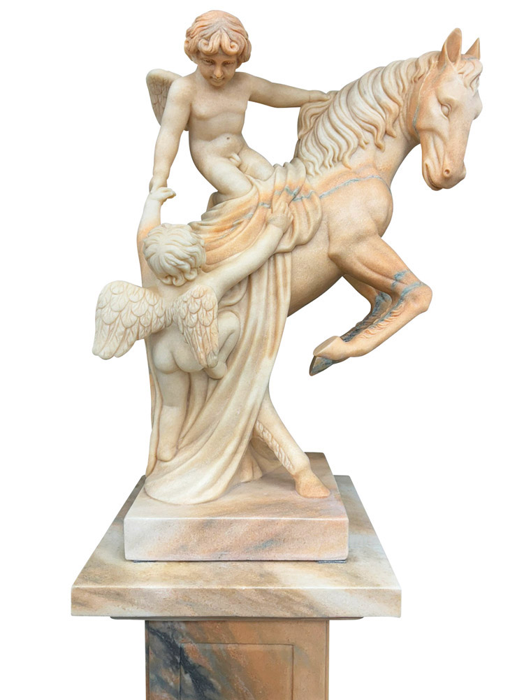 天然大理石彫刻 馬に乗る天使 ペア ピンク大理石｜躍動感あふれる彫刻