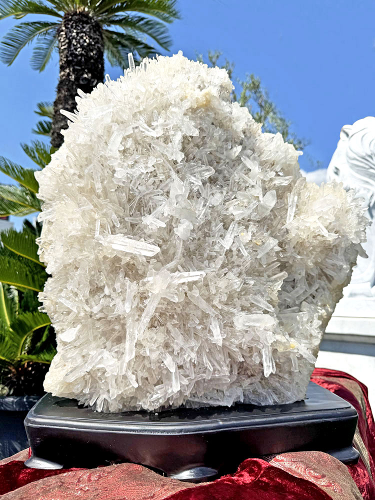 楽天市場】天然 水晶 クラスター 原石 台座付き 高さ約60cm 約56.4kg