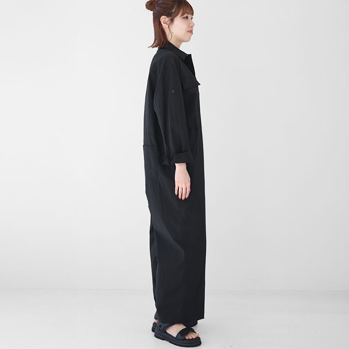 SACRA サクラ｜リップルド フィニッシュ ナイロン ジャンプスーツ