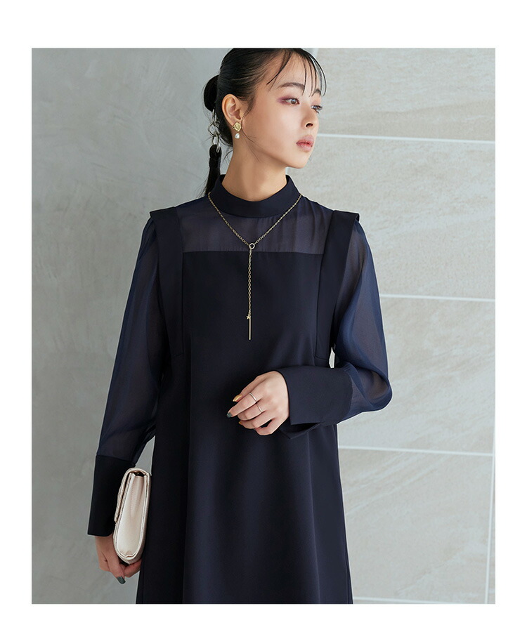 バックパールデザイントップス×フレアスリットパンツセットアップ