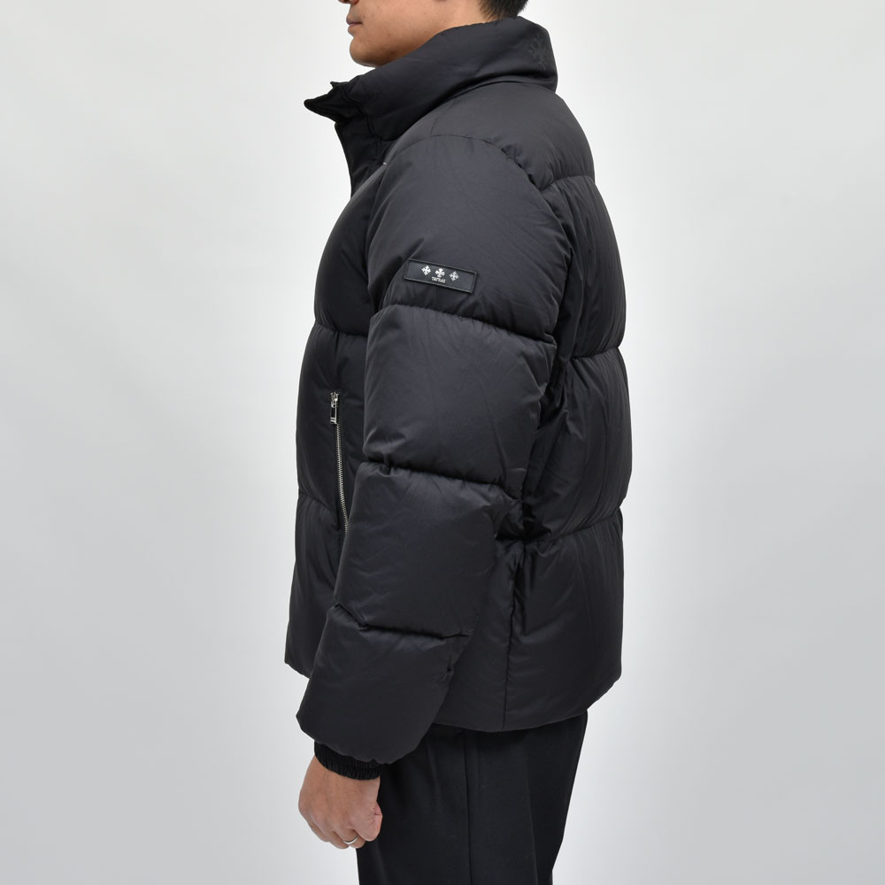 TATRAS（タトラス）SABINO ナイロンスタンドカラーダウンジャケット