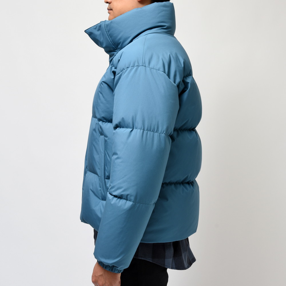 HERNO（ヘルノ）Laminarラミナー 2レイヤーゴアテックススタンドカラー