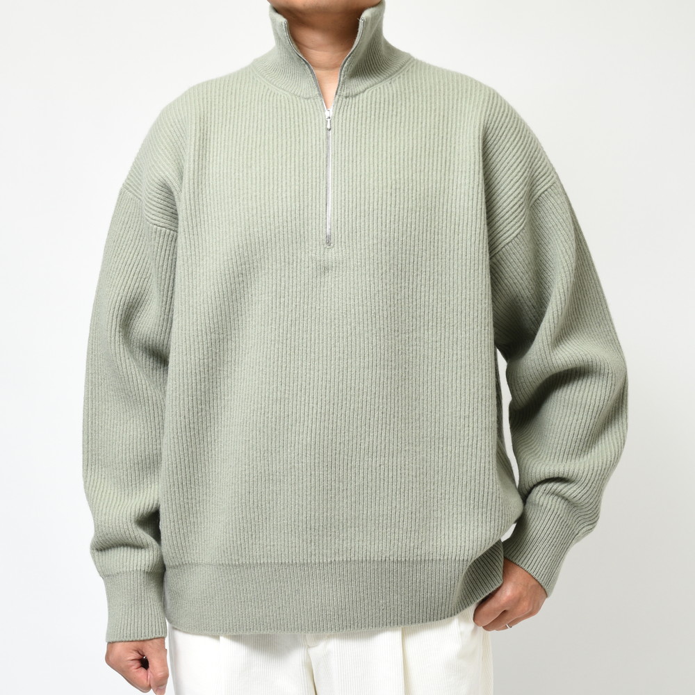 YLEVE（イレーヴ）ミドルゲージラムズウールハーフジッププルオーバー