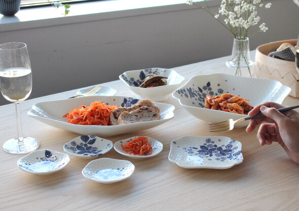 ウェッジウッド（WEDGWOOD） ストロベリー ブルーム インディゴ