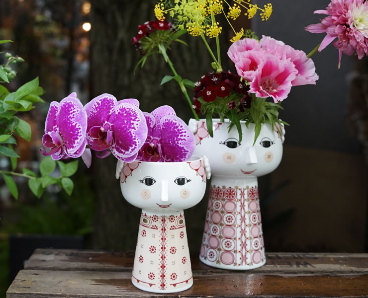 ビヨンヴィンブラッド大型ゴールド額ビンテージシルエットピンク少女