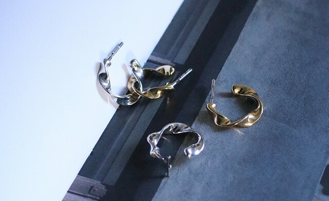 Baqless (バックレス) ピアス アミティ チェーン ゴールド/シルバー