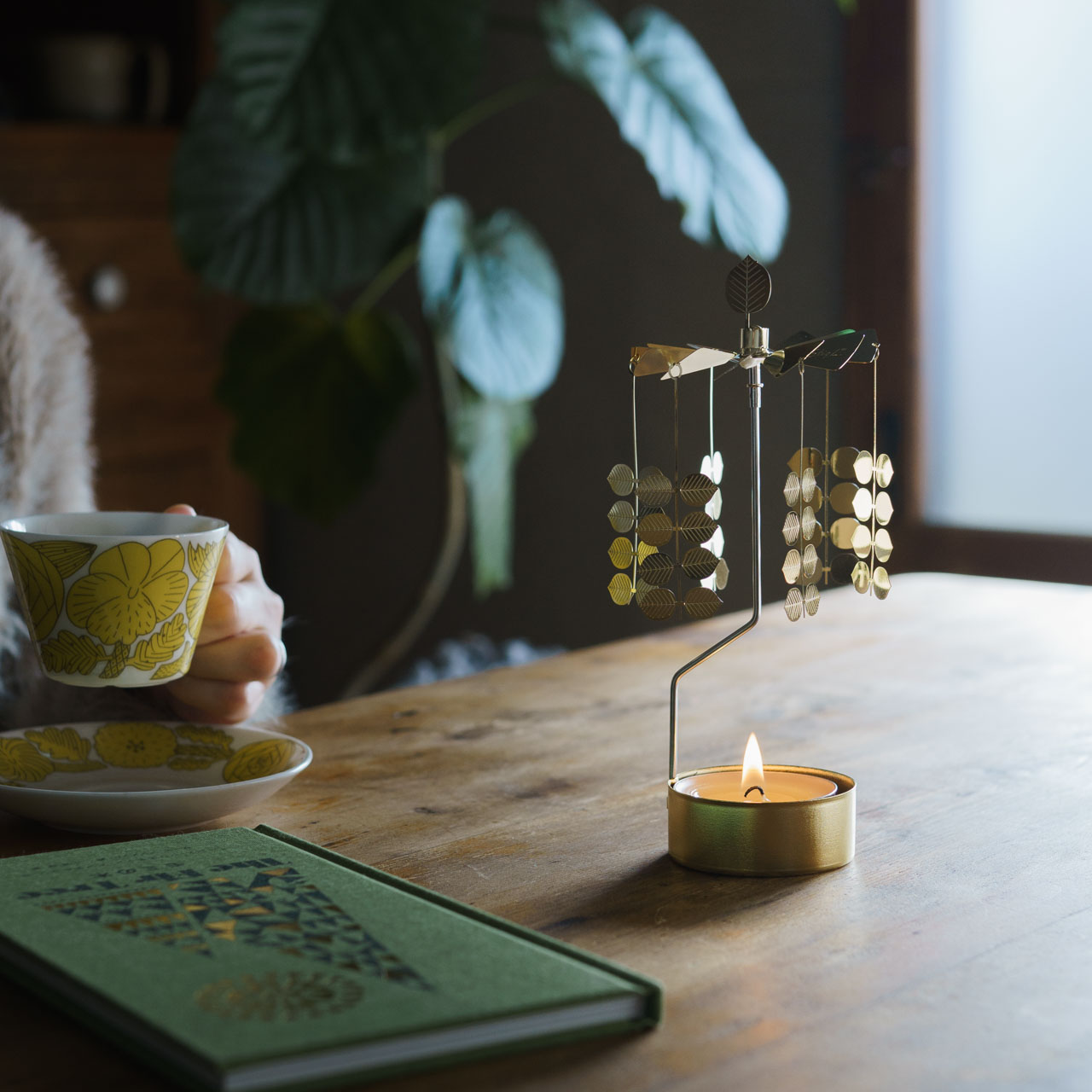 楽天市場】ロータリーキャンドルホルダー スティグリンドベリ ベルサ