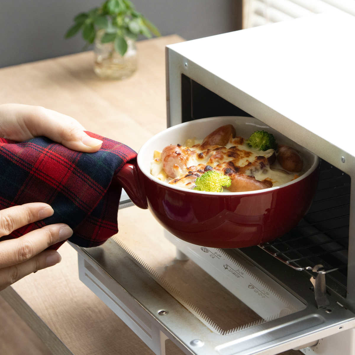 楽天市場】グラタン皿 15cm 丸型 持ち手付き 深型 陶磁器 （ 電子