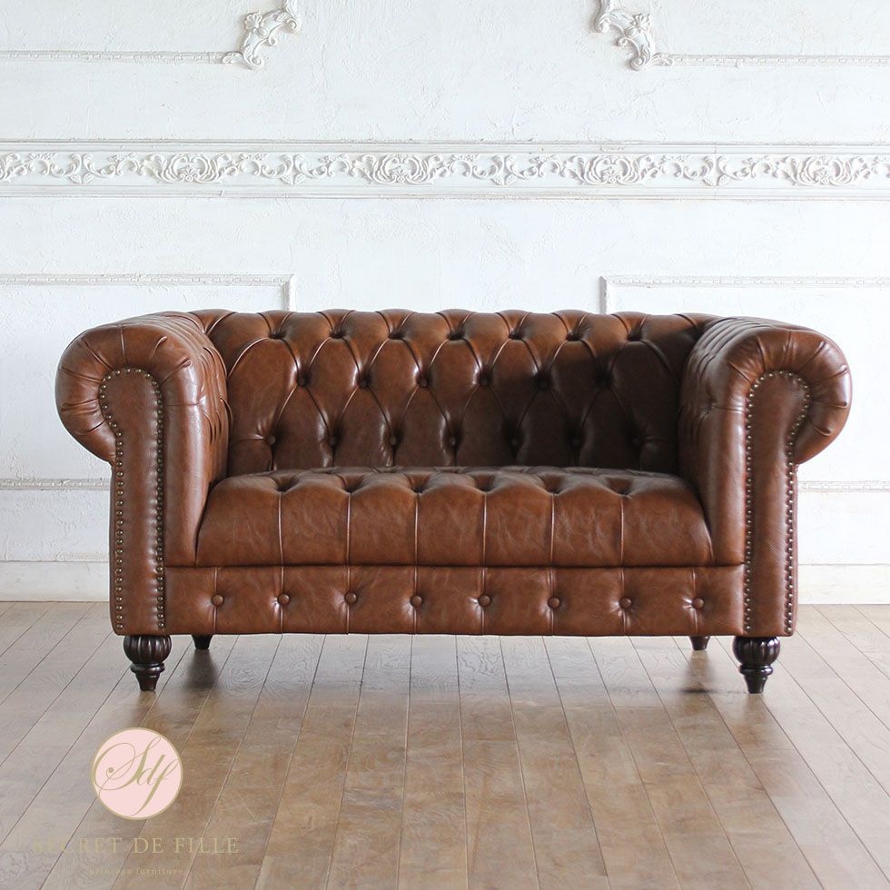 クラブマン チェスターフィールドソファ 2人掛け ボタン留めシート