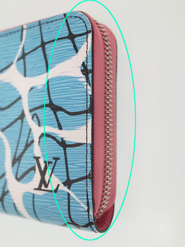 LOUIS VUITTON】ルイヴィトン『エピ アクアパターン ジッピー