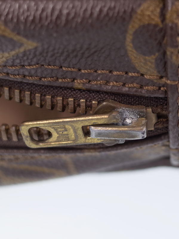 LOUIS VUITTON】ルイヴィトン『モノグラム トゥルース トワレット23