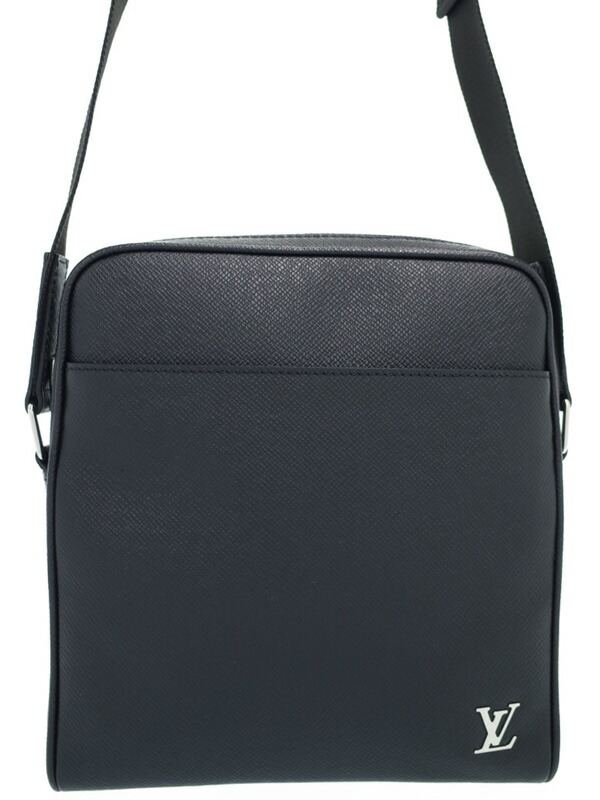 LOUIS VUITTON】ルイヴィトン『タイガ メッセンジャーバッグ』M30265