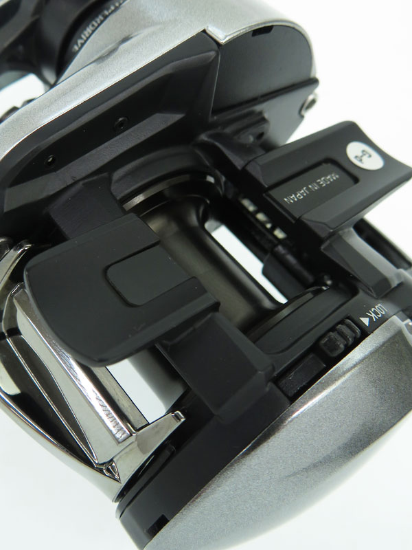 DAIWA】ダイワ『21ジリオン SV TW 1000H 右ハンドル』00630215 2021年