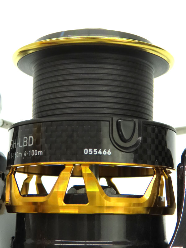 DAIWA】ダイワ『15トーナメントISO 2500SH-LBD ハンドル左右切替可