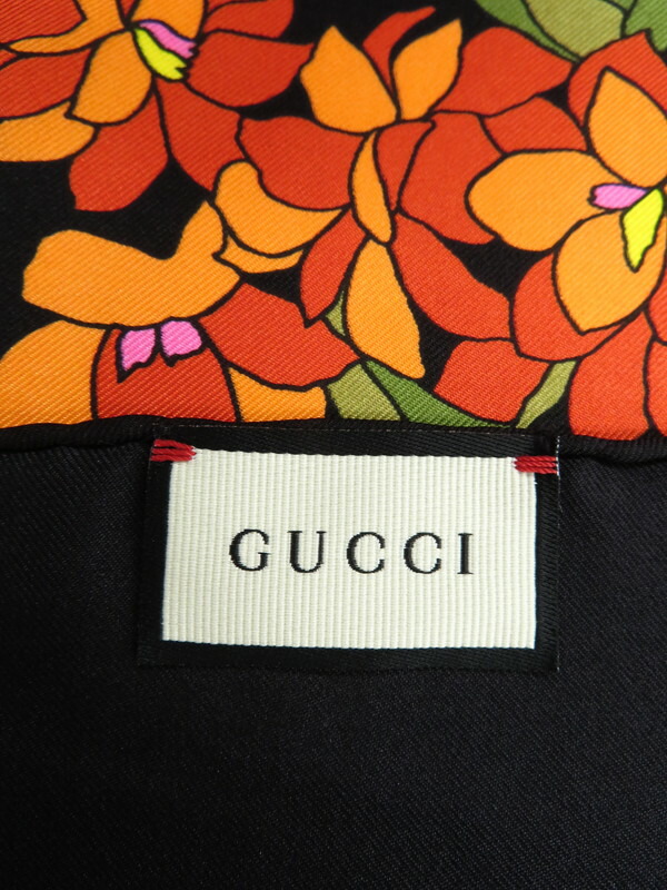 GUCCI】【イタリア製】グッチ『花柄シルクスカーフ』レディース 1週間