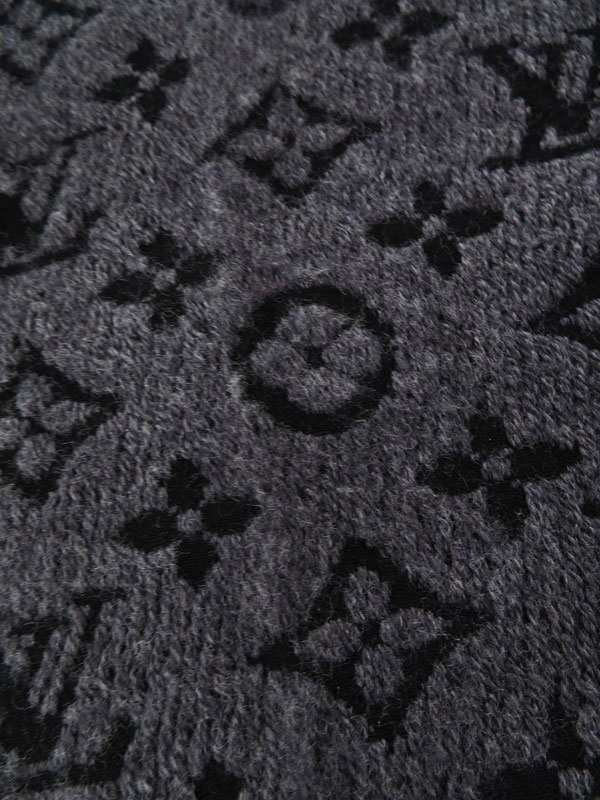 LOUIS VUITTON】【イタリア製】ルイヴィトン『エシャルプ・モノグラム