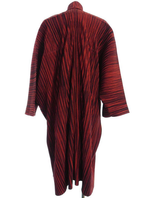 HOMME PLISSE ISSEY MIYAKE】イッセイミヤケ『プリーツ コート size3