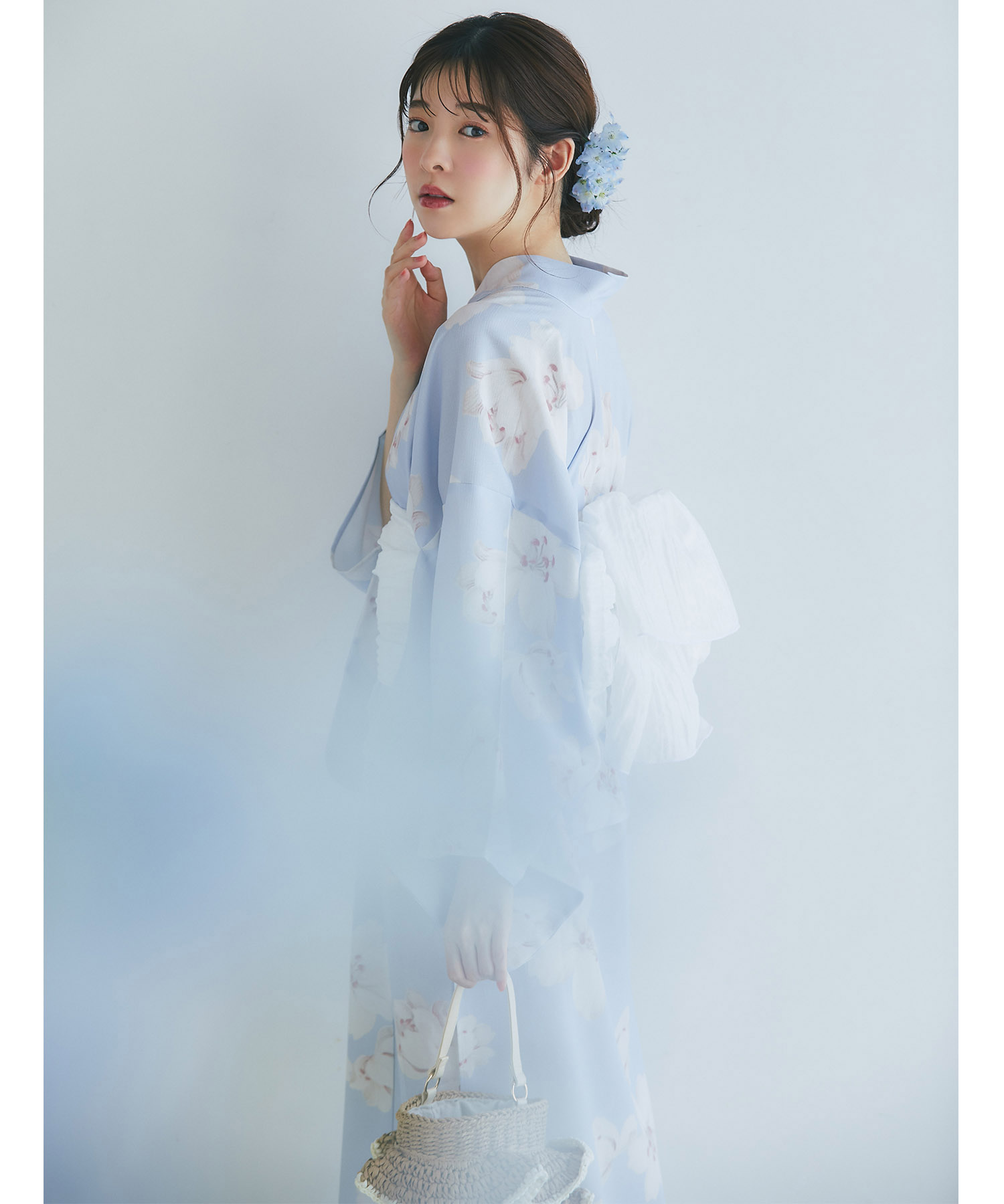 2WAY♪涼やかに彩る、百合柄セパレート浴衣