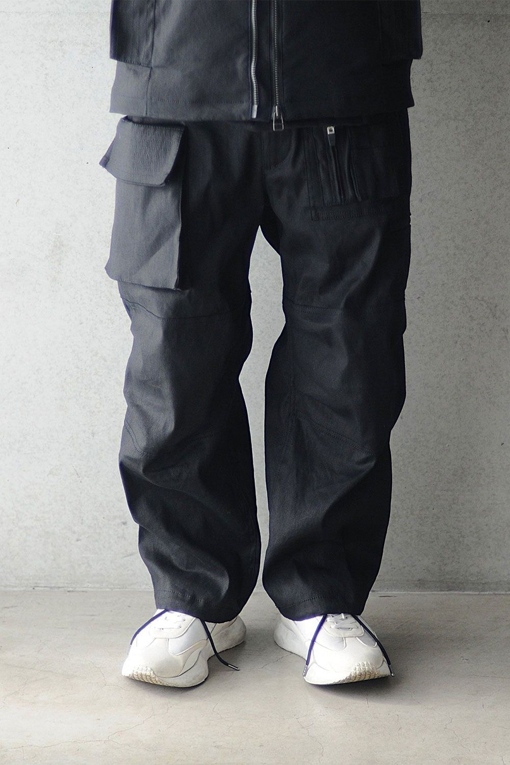 RIPVANWINKLE - BUSH PARACHUTE PANTS / ブラック | Tempt