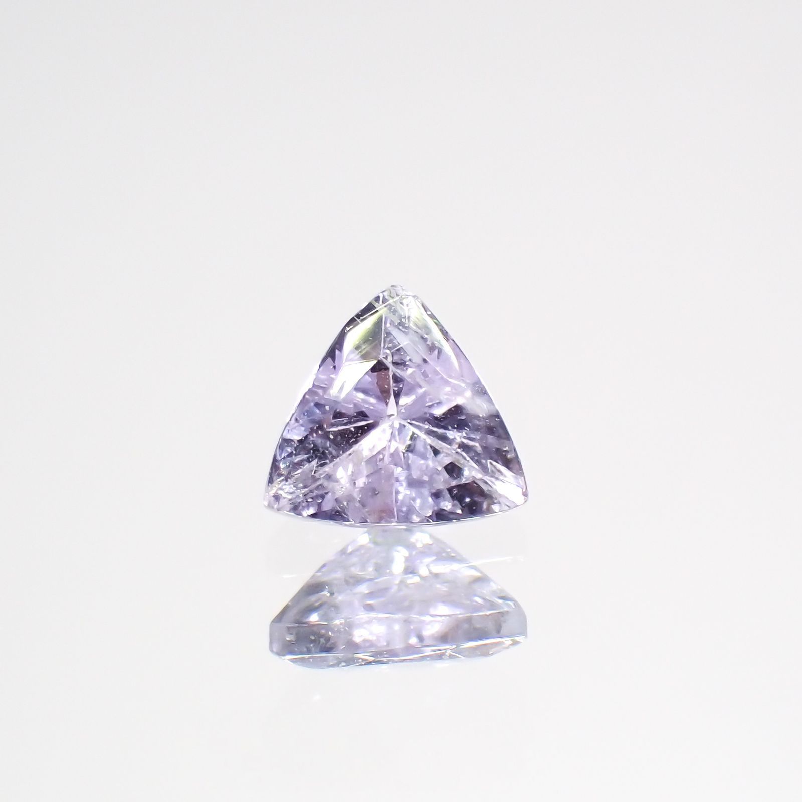 ラベンダーゾイサイト(宝石名ゾイサイト)タンザニア産 識別済 0.25ct