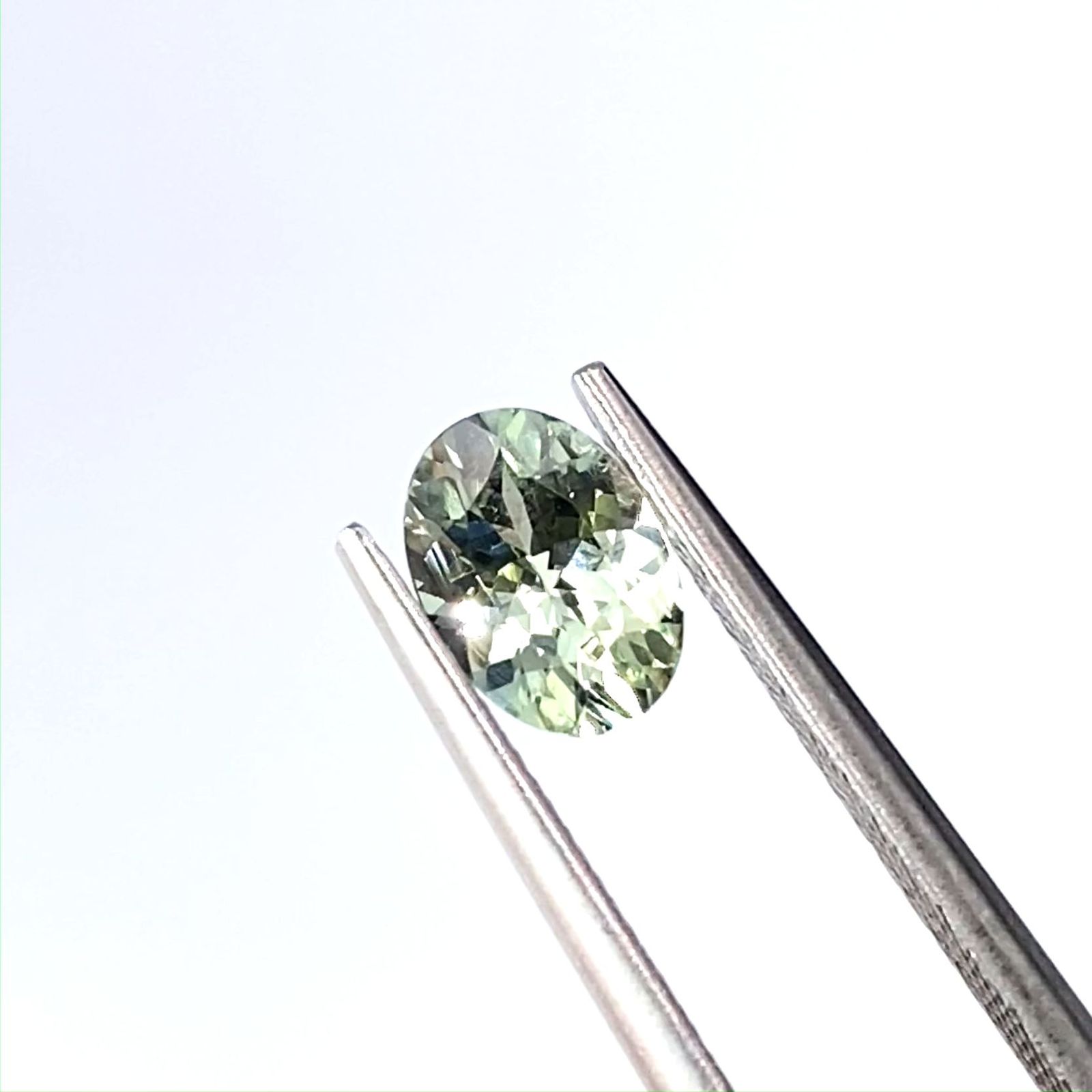 バナジウムクリソベリル(宝石名クリソベリル)マダガスカル産 ソ付(日独