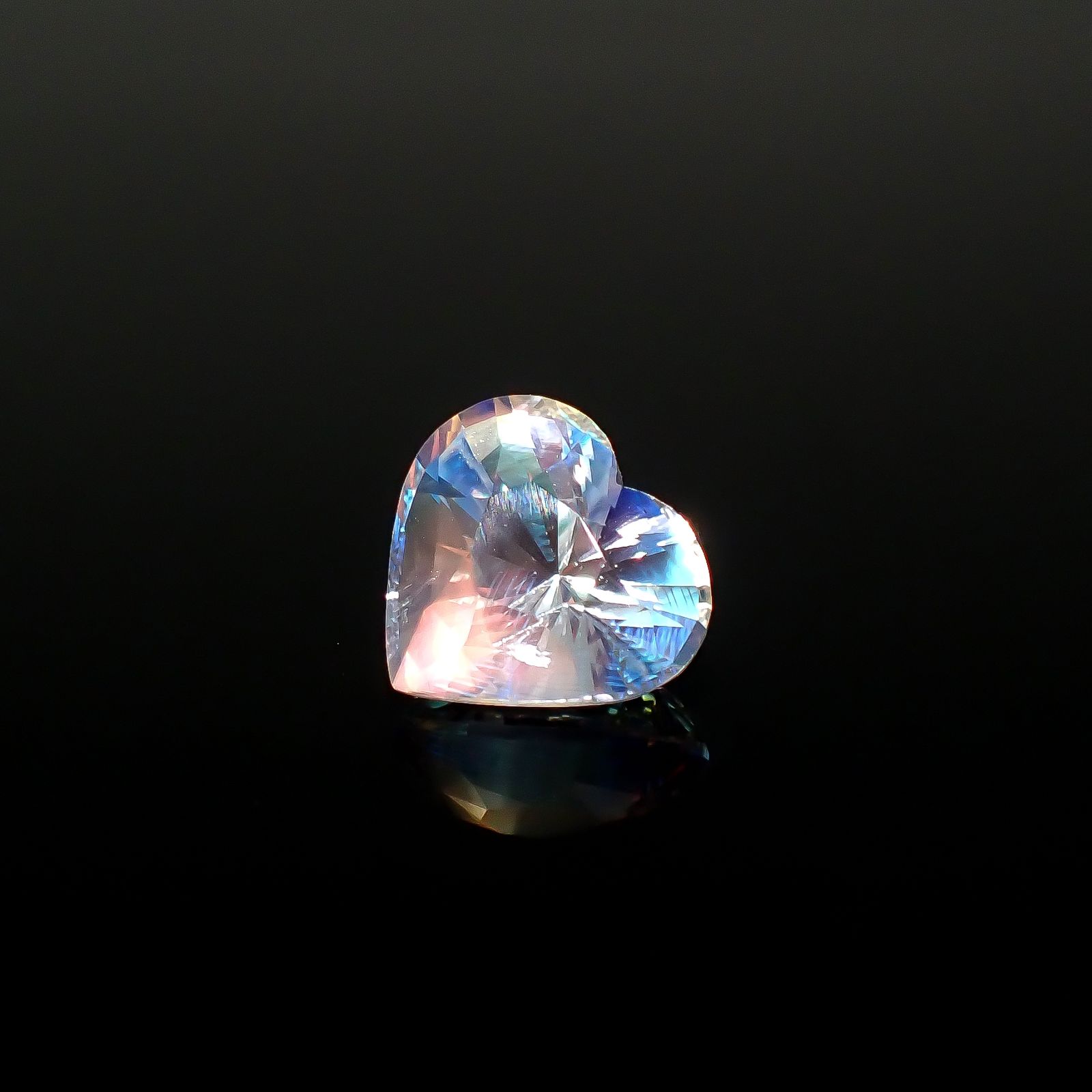 レインボームーンストーン 商品一覧 | 宝石ルースの専門店【TOP STONE】