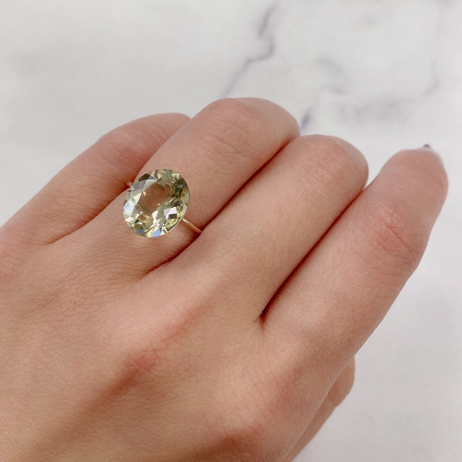 リビアングラス(宝石名インパクトガラス(衝撃溶融ガラス))エジプト