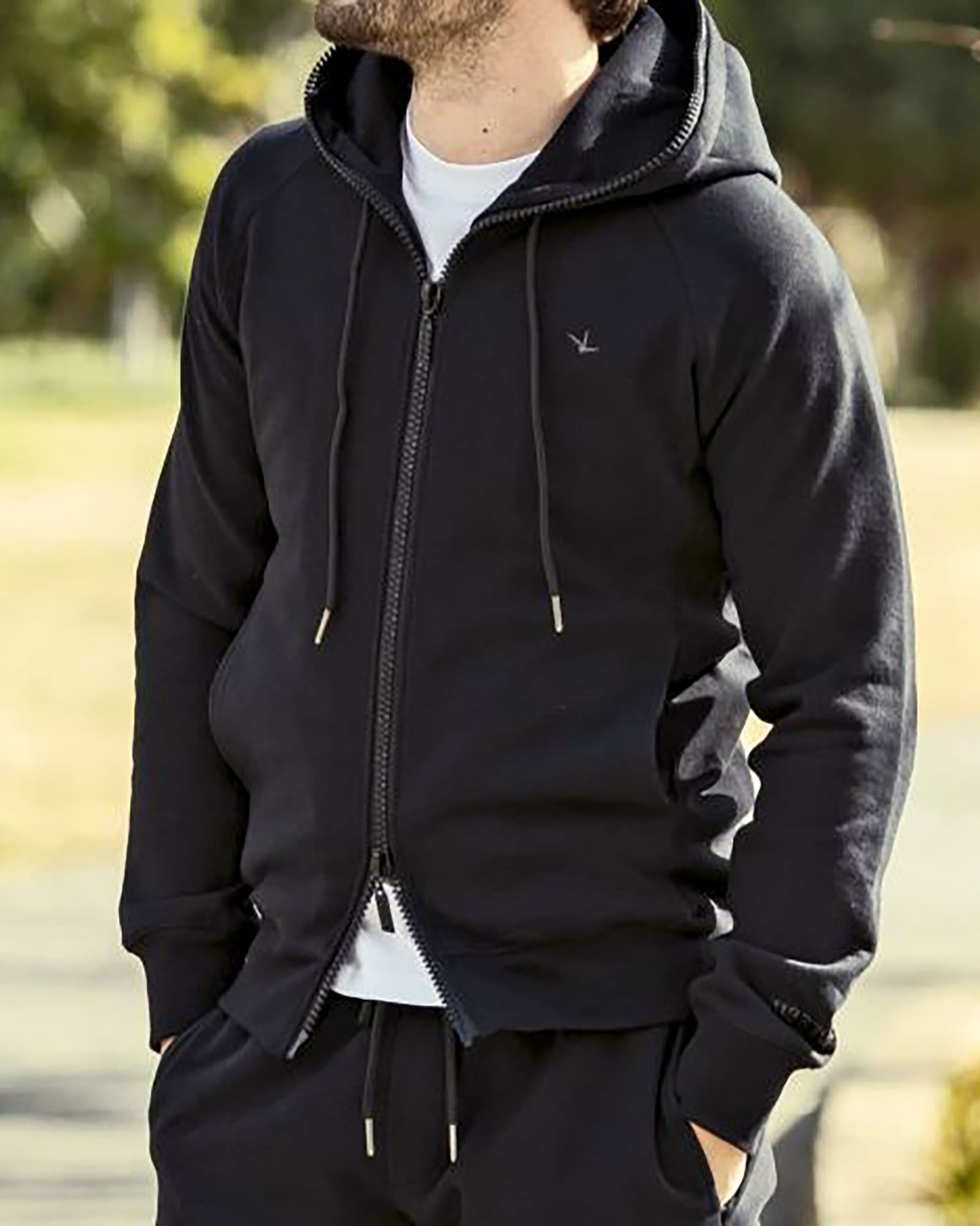 1PIU1UGUALE3 RELAX - ラインストーンサークルロゴスウェットパーカー