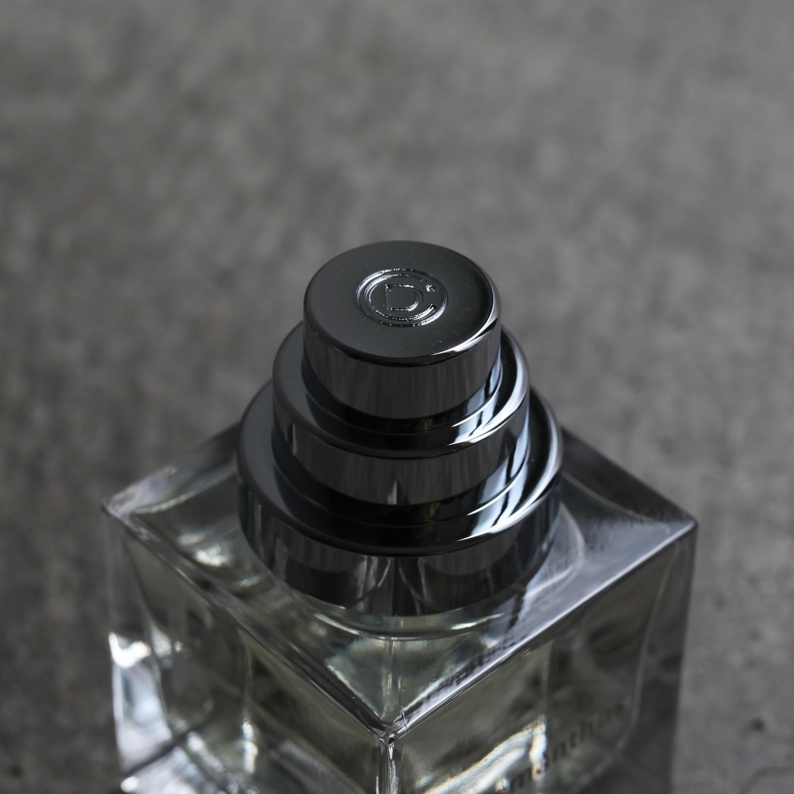 The Different Company - 【再販売通知受付可能】Eau De Toilette 50ml