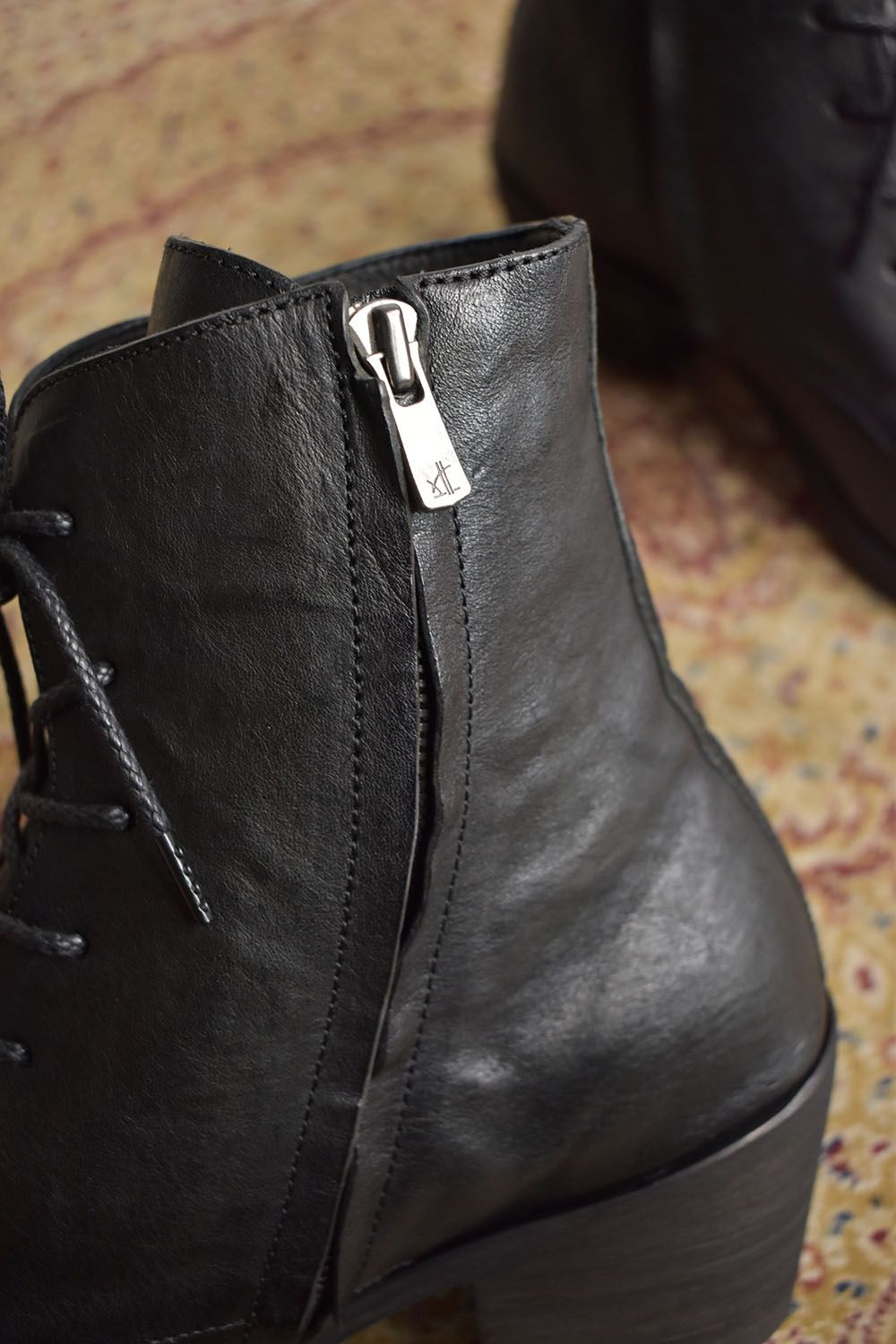 kujaku - Side Zip Heel Boots