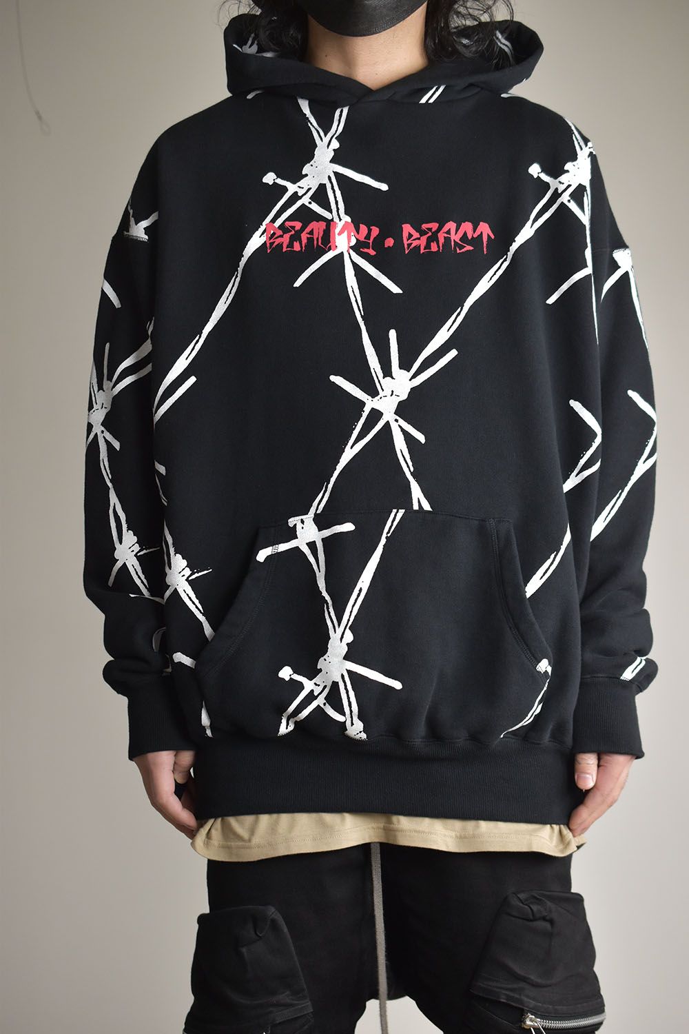 beauty:beast - P.O Hooded -BARBED WIRE-