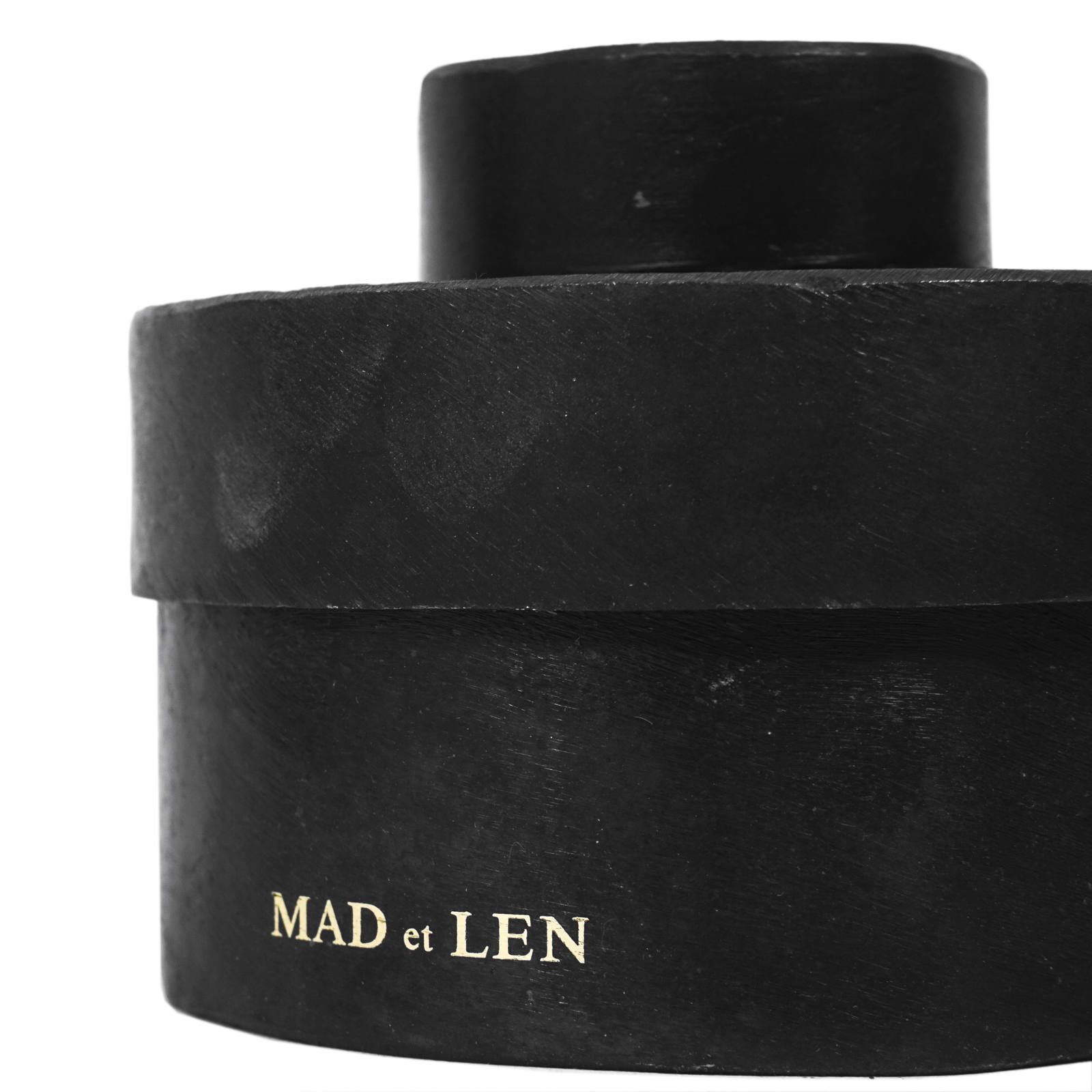 MAD et LEN　リリネロリ 1500-1500-candle-front-lili-