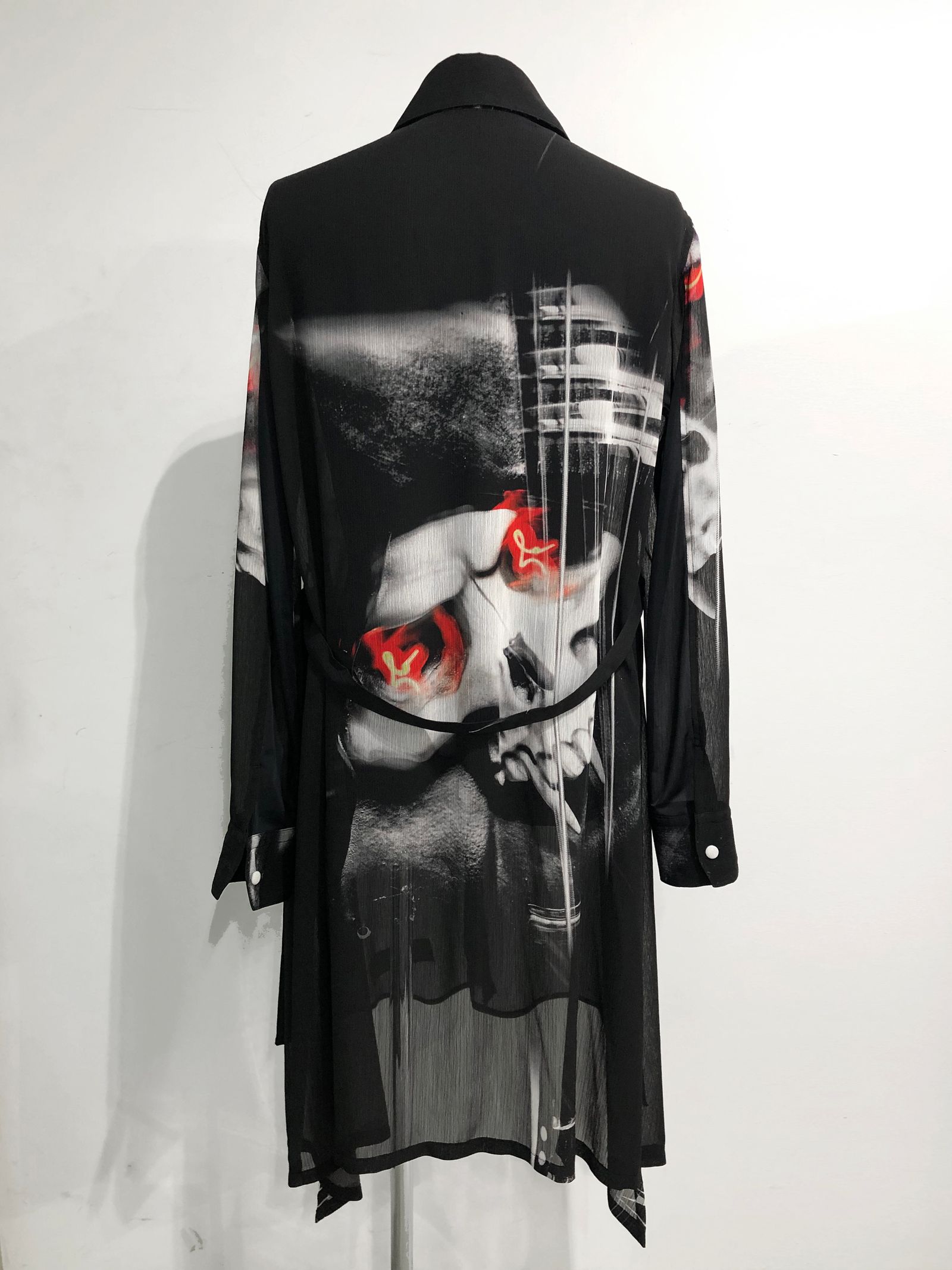 kiryuyrik - コラボ VAMPIRE FlareShirtプリントフレアロングシャツ