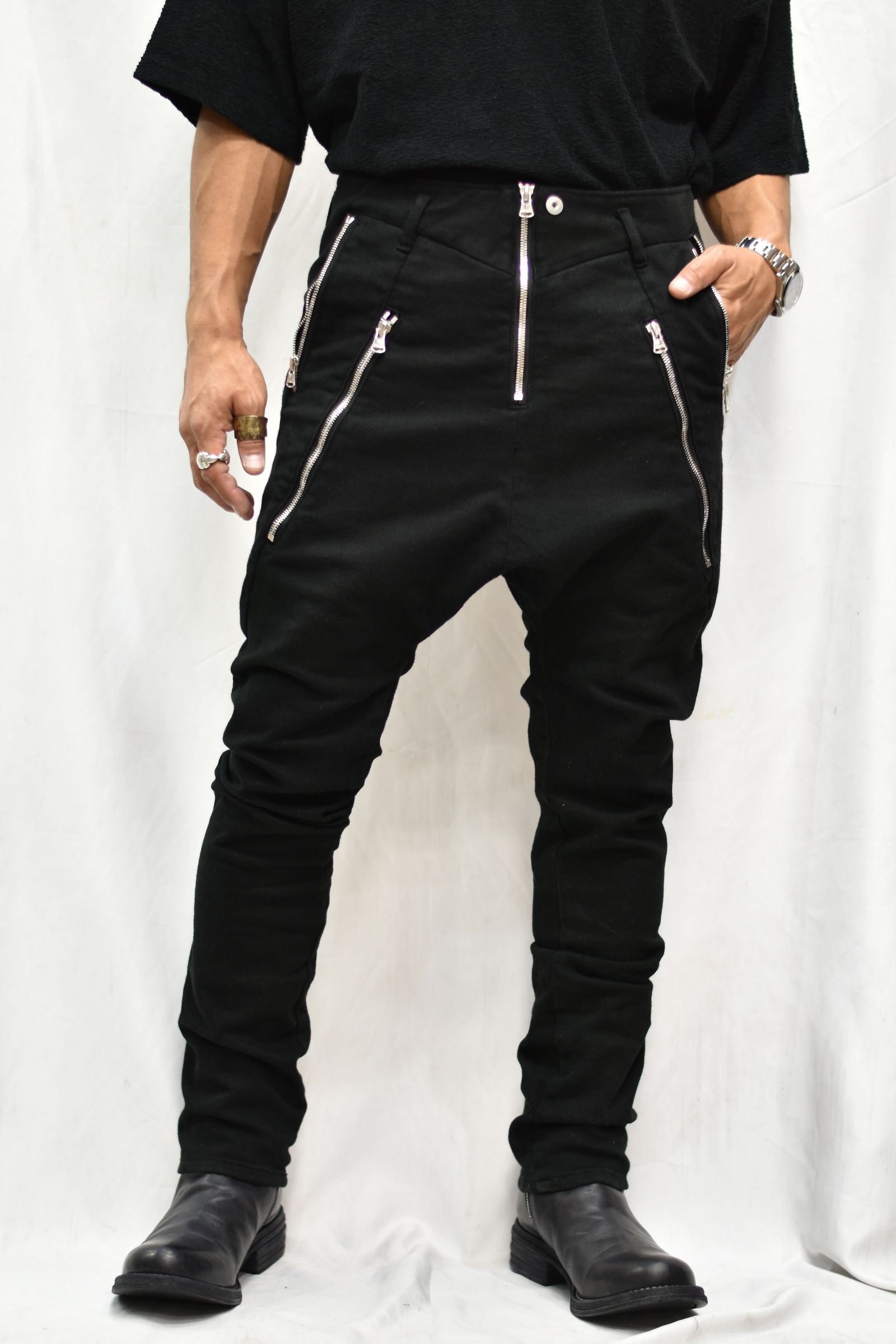 fyqjf7uXfwaa.jpg?width=768