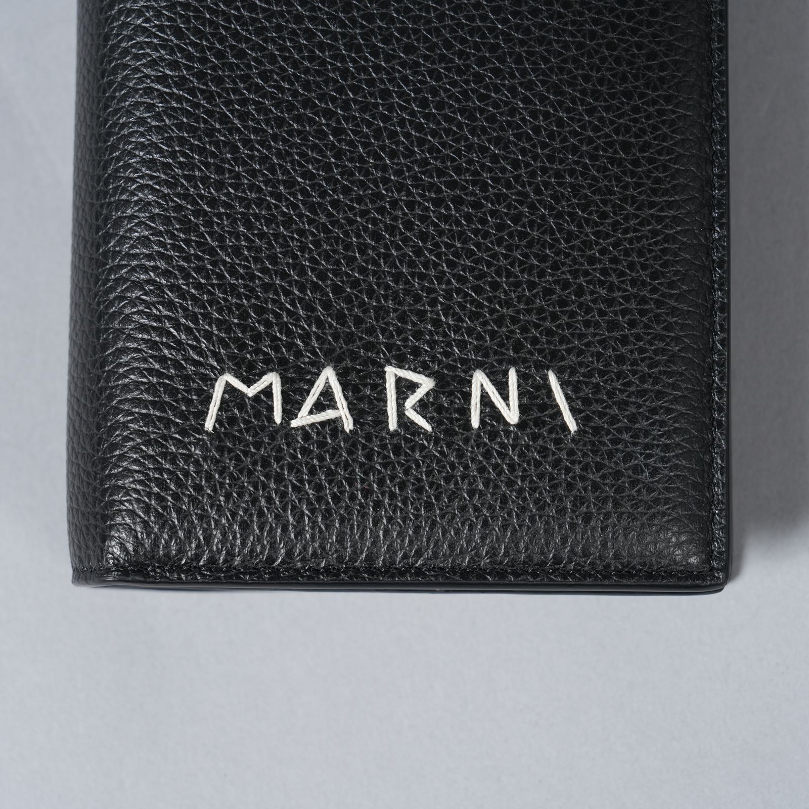 MARNI - 【ラスト1点】TRIFOLD / ブラック レザー製 二つ折り