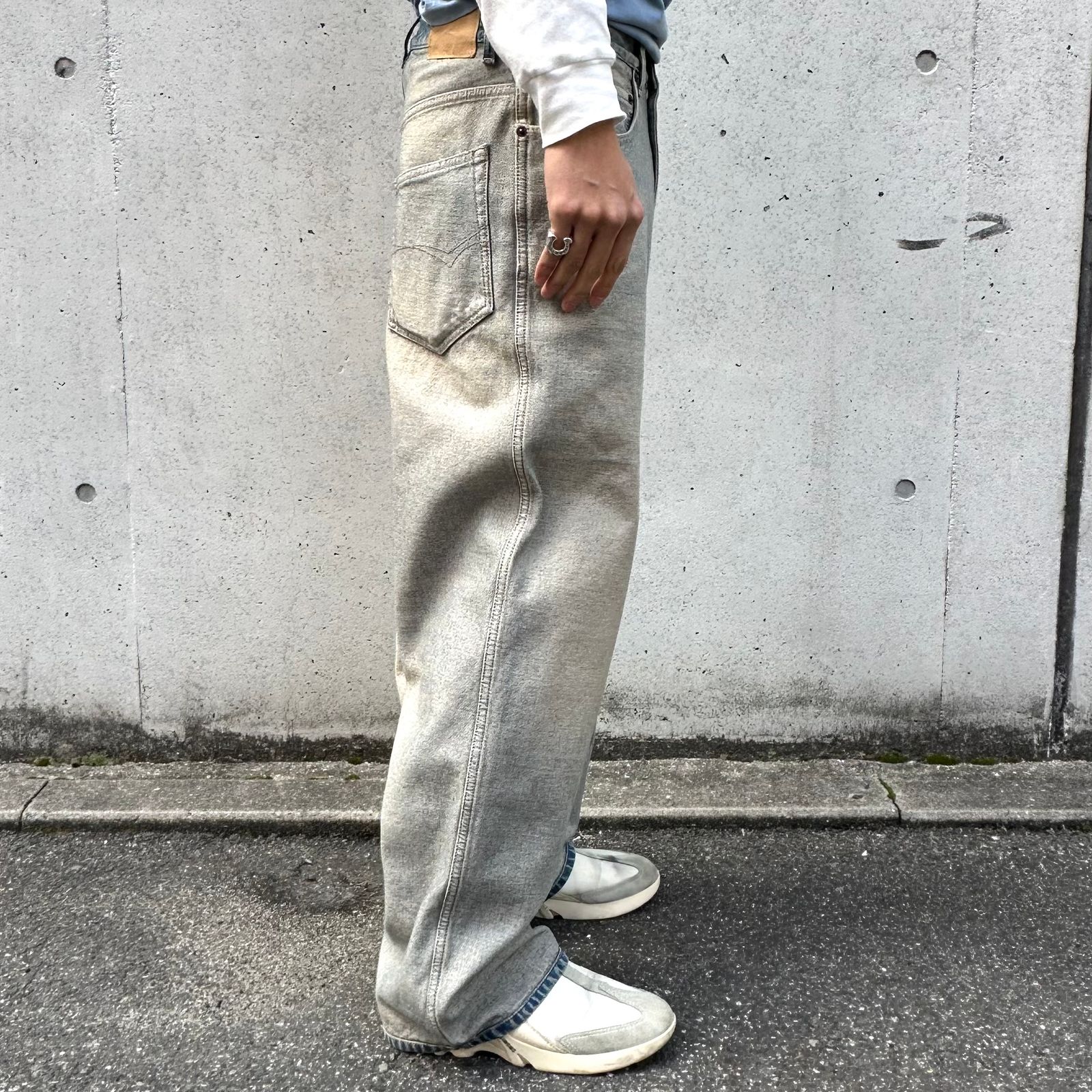 BALENCIAGA - BAGGYパンツ / バギーパンツ / デニムパンツ / ライト