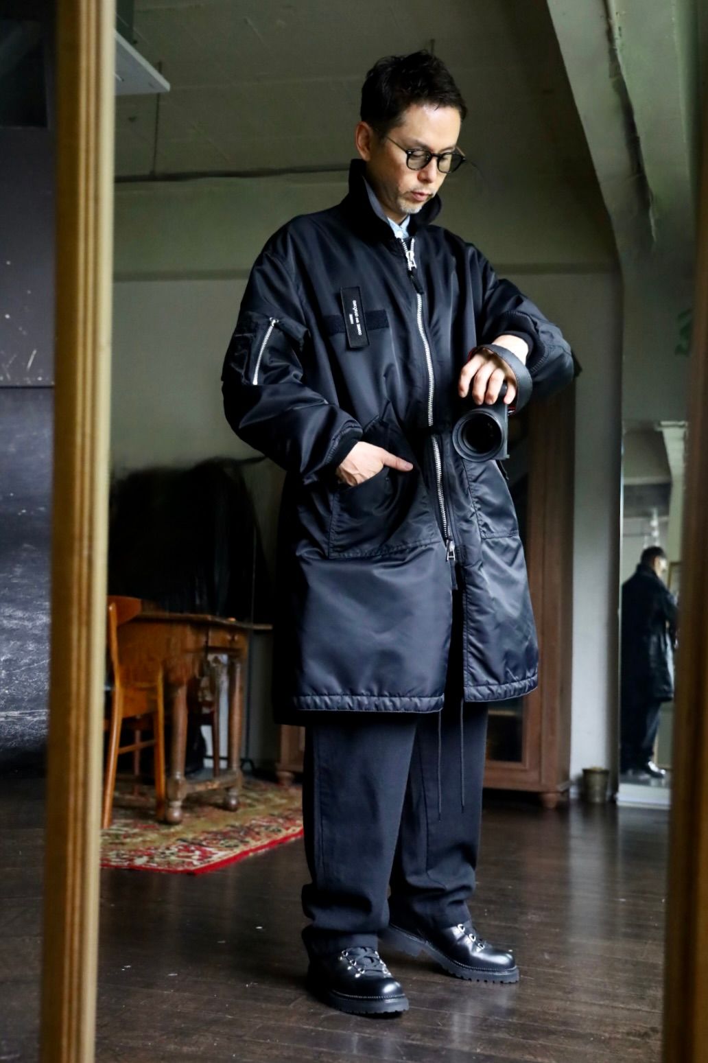 Dye【コムデ・ギャルソン】ポケットから腕出せる便利お洒落ウィンター