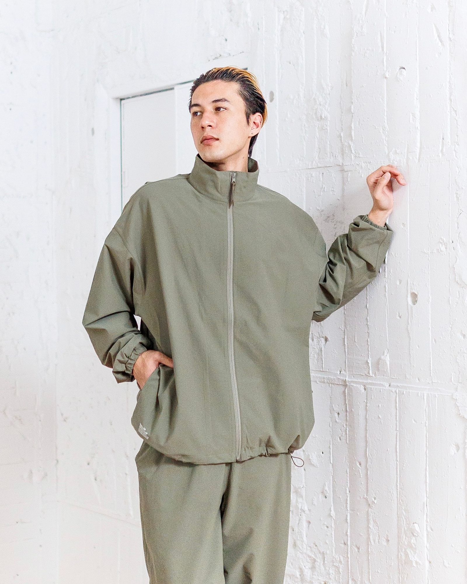 フレッシュサービス CORPORATE TRACK SUIT スタイル 3月1日(土)発売