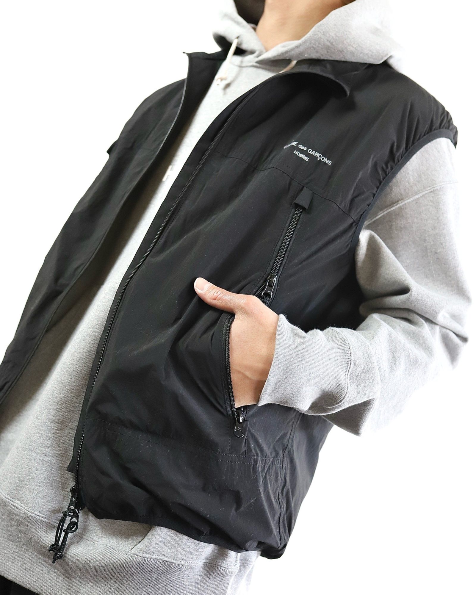 コムデギャルソンオム24SS ナイロンジップアップベスト style 024.3.25