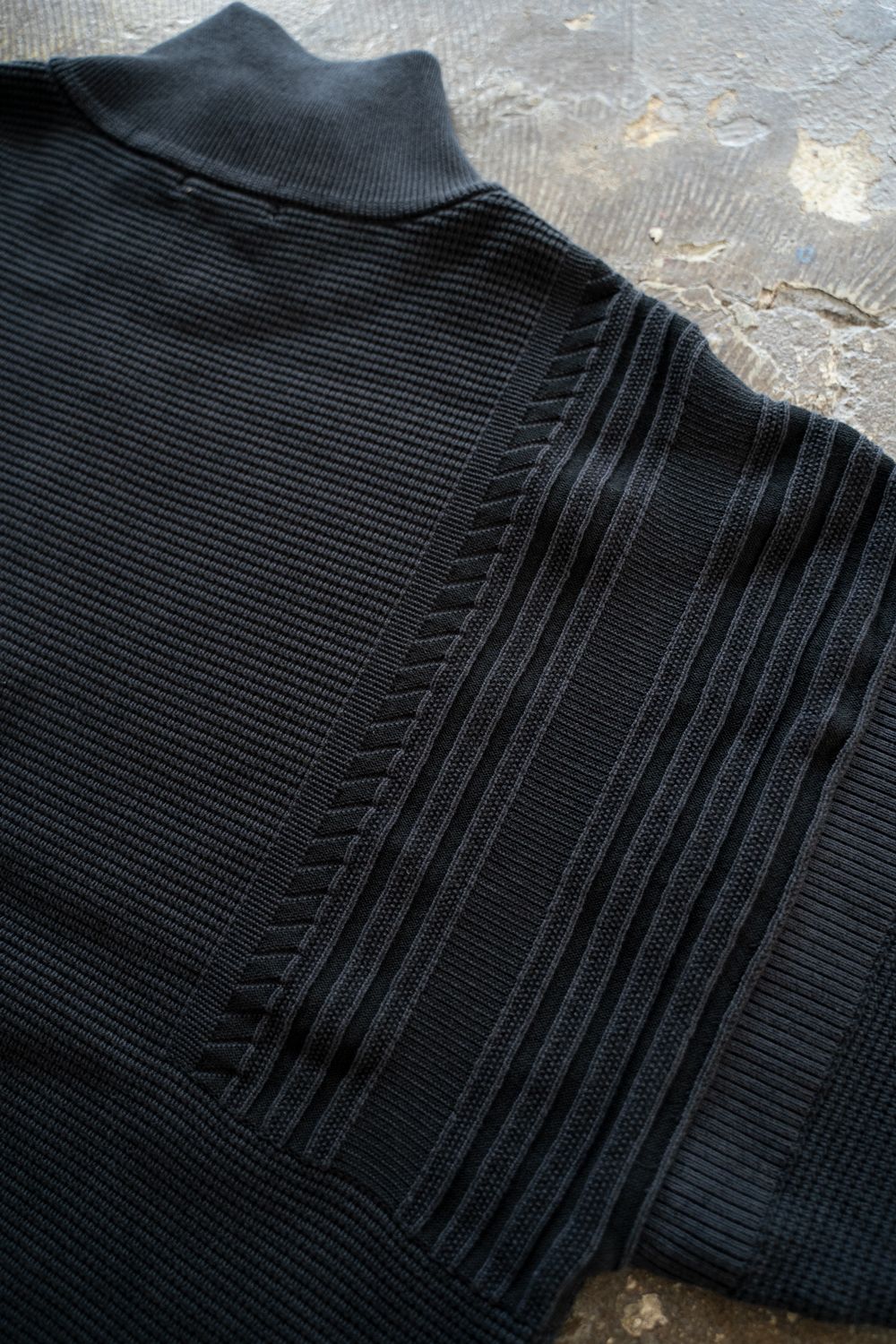YASHIKI - 【ラスト1点】【25AW】Fuyushigure Half Zip Knit(DARK NAVY