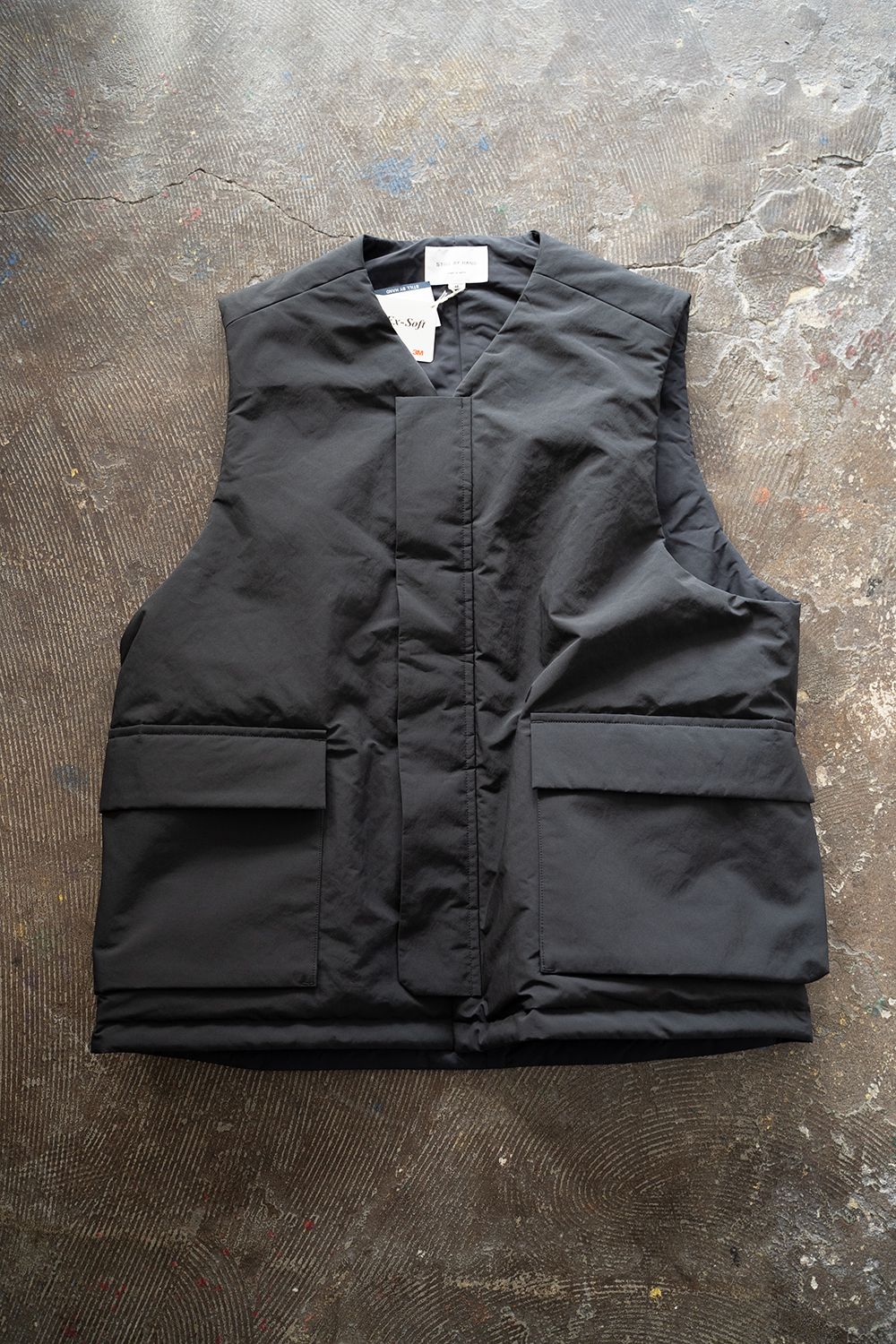 STILL BY HAND - 【ラスト1点】【23AW】撥水シンサレートベスト(OLIVE