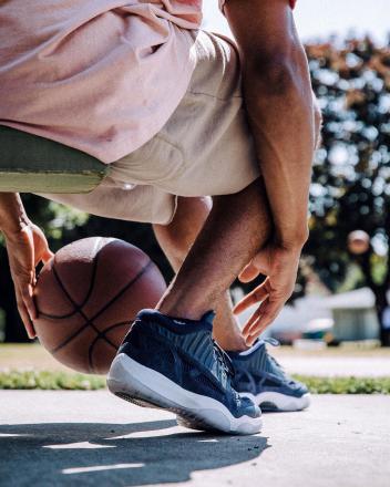 国内7月29日発売予定】 ナイキ エアジョーダン11 レトロ ロー IE