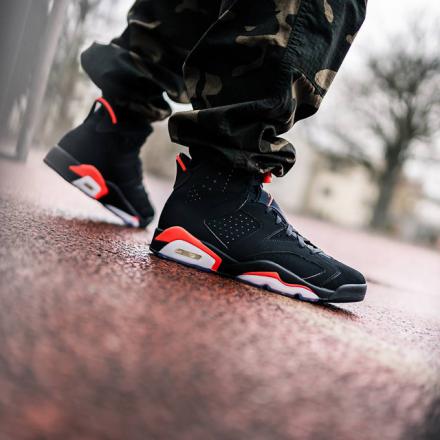 国内2月16日発売予定】 ナイキ エアジョーダン6 レトロ OG ブラック