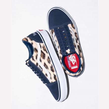 国内12月16日発売予定】 シュプリーム × バンズ ハーフ キャブ