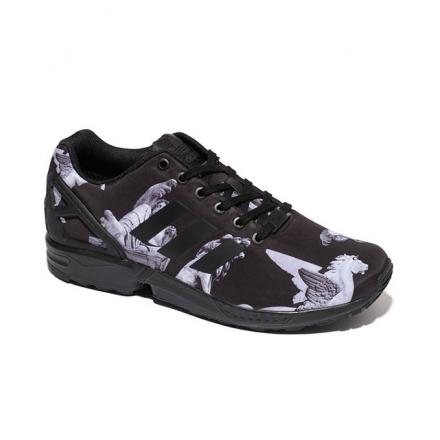 FLUX CV 限定カラー FLUX CV 限定カラー アディダス オリジナルスより